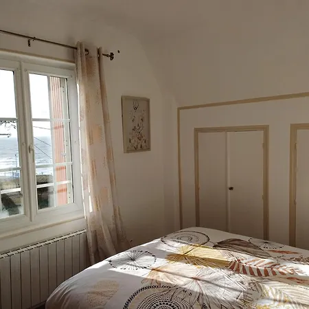 Au Gré Des Marées 2 Face à La 2ème étage