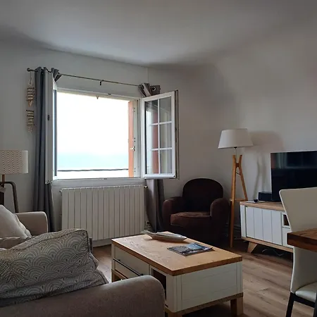 Au Gre Des Marees 2 Face A La 2eme Etage