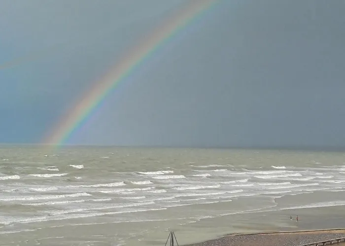 Au Gre Des Marees 2 Face A La 2eme Etage Ault